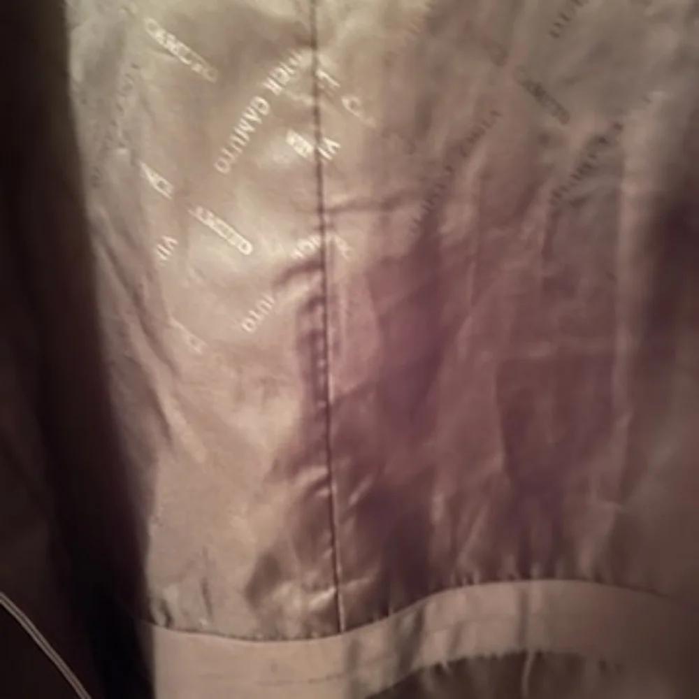 Coat - Picture 4 of 9